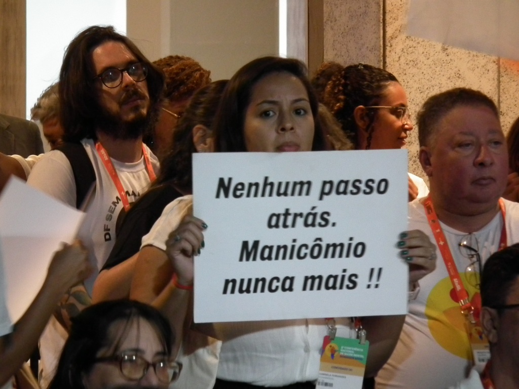 Leia mais: Delegação do Rio de Janeiro leva importantes propostas para 5ª Conferência Nacional de Saúde Mental