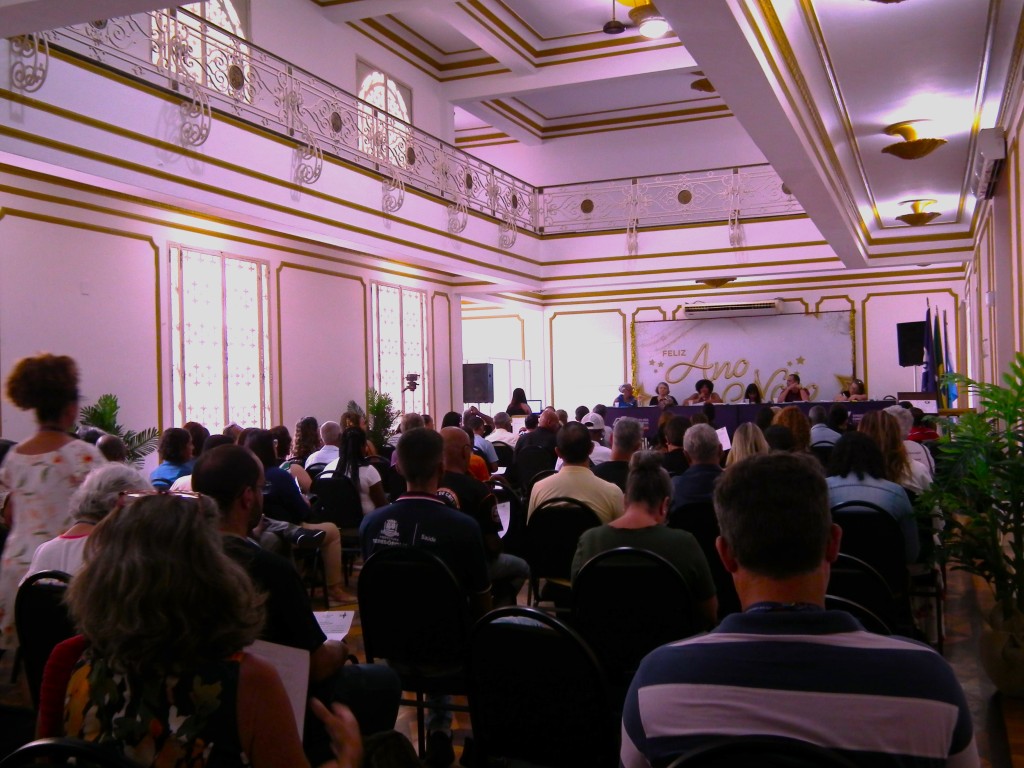 Leia mais: Reunião Ordinária do CES/RJ atrai multidão com discussão sobre ‘Conselhos Locais’